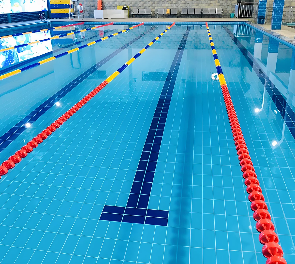 ¿Cuáles son las características de los ladrillos para piscinas?